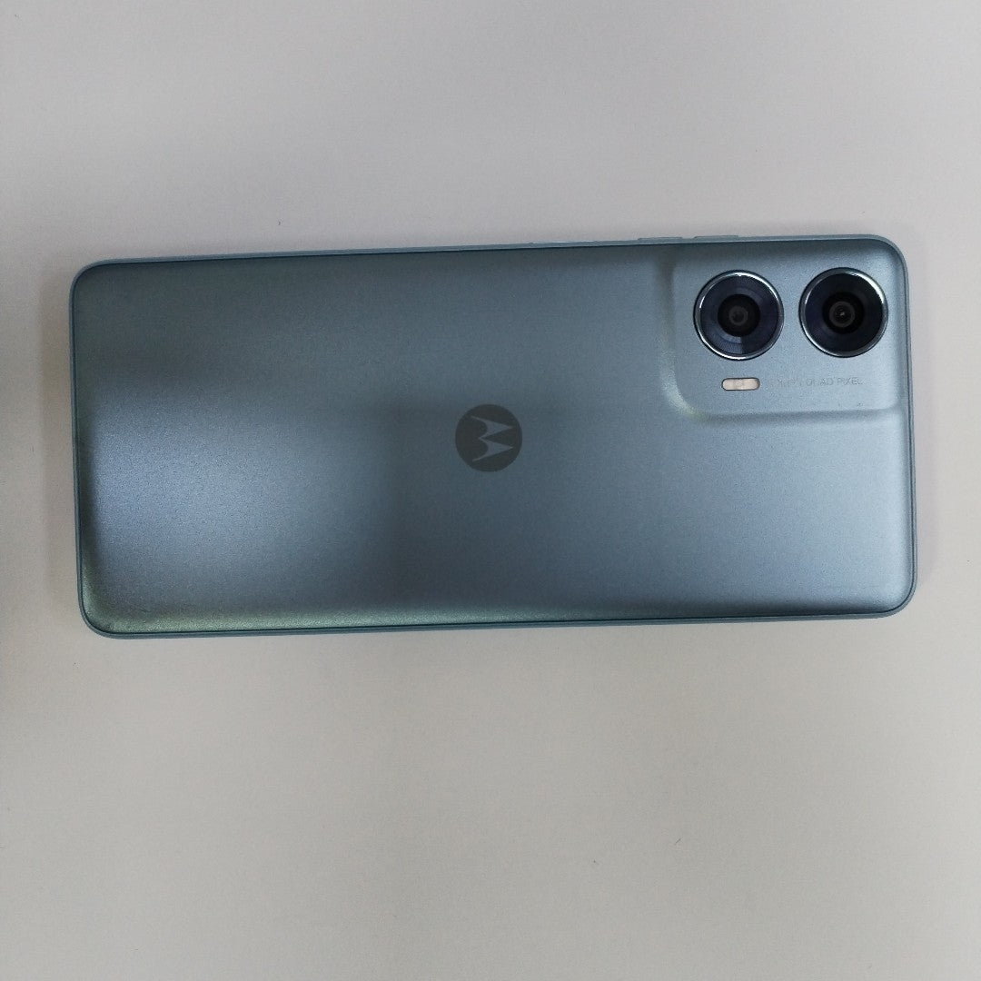CELULAR MOTOROLA MOTO G24 POWER XT2425-1 (2024) 256 GB 8 GB RAM (SEMINUEVO)