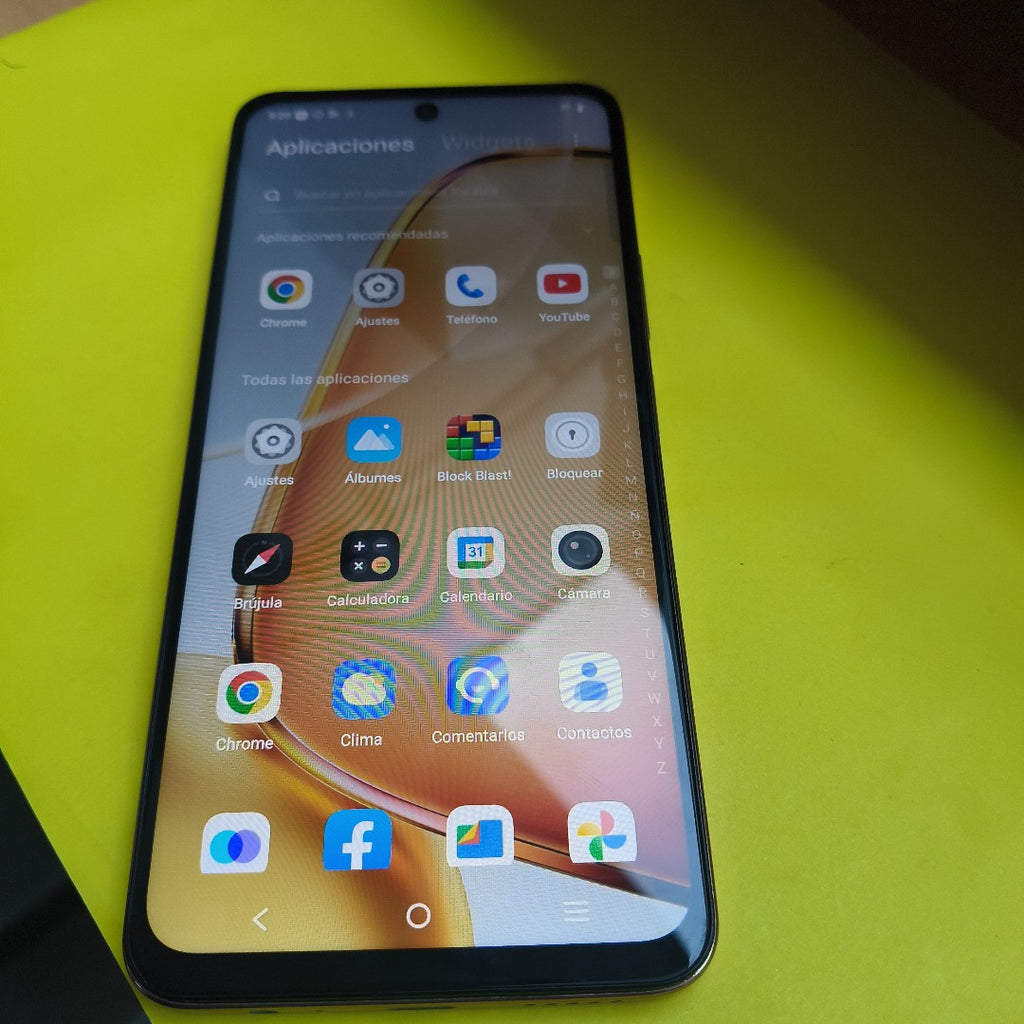 CELULAR VIVO Y28 V2352 256 GB 8 GB RAM (SEMINUEVO)