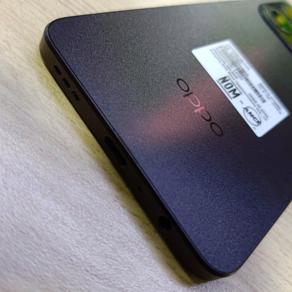 CELULAR OPPO  A40 CPH2669 (2024) 256 GB 4 GB RAM