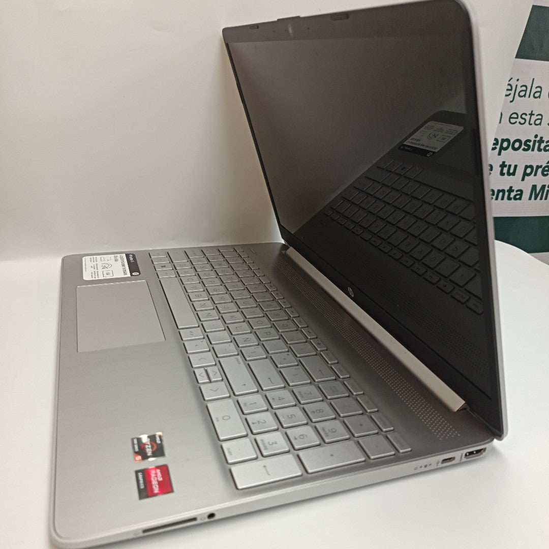 LAPTOP HP 15-EF2507LA (2024) 512 GB SSD 8 GB RAM (SEMINUEVO)