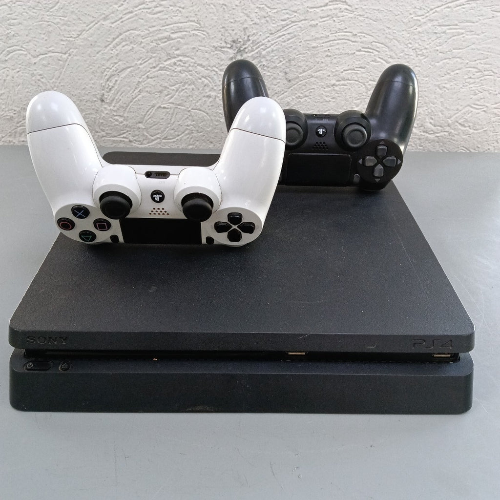 CONSOLA DE VIDEOJUEGO SONY PS4 SLIM 1 TB (SEMINUEVO)