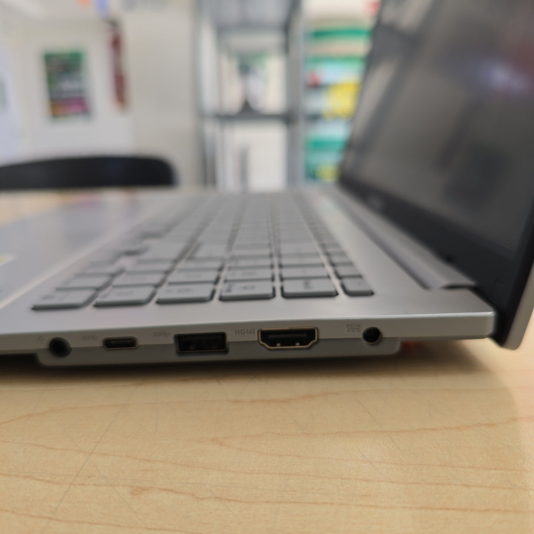 LAPTOP ASUS VIVOBOOK GO 15 E1504GA-NJ163W (2023) 512 GB SSD 8 GB RAM (SEMINUEVO)