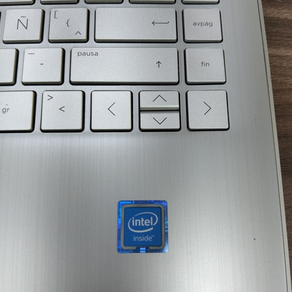 LAPTOP HP 14-DQ0530LA(2024) 256 GB SSD 8 GB RAM (SEMINUEVO)