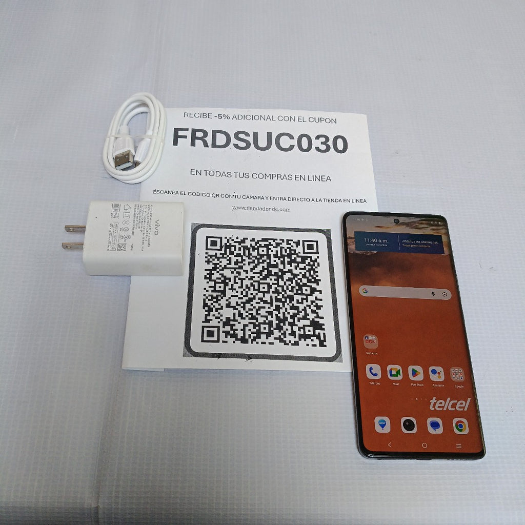 CELULAR VIVO V30 V2318 (2024) 512 GB 12 GB RAM (SEMINUEVO)