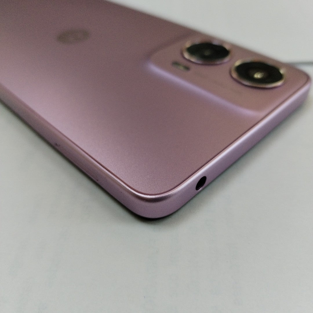 CELULAR MOTOROLA MOTO G24 XT2423-1 (2024) 256 GB 4 GB RAM (SEMINUEVO)