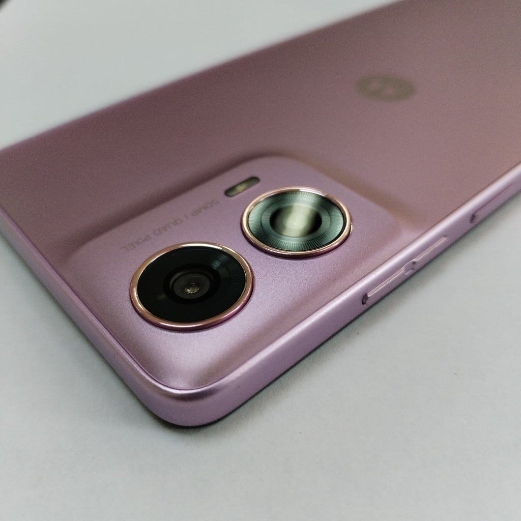 CELULAR MOTOROLA MOTO G24 XT2423-1 (2024) 256 GB 4 GB RAM (SEMINUEVO)