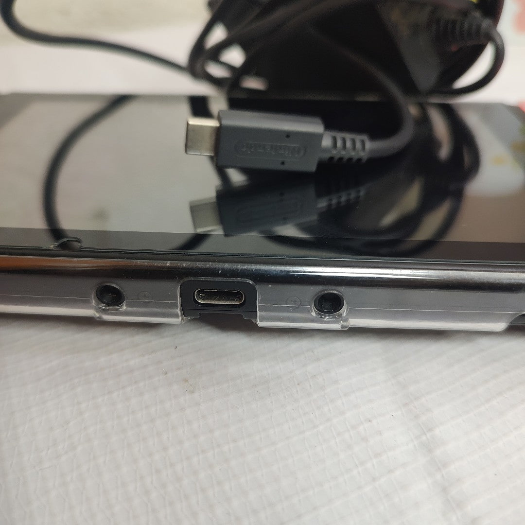 CONSOLA DE VIDEOJUEGO NINTENDO SWITCH 1.1 32 GB (SEMINUEVO)