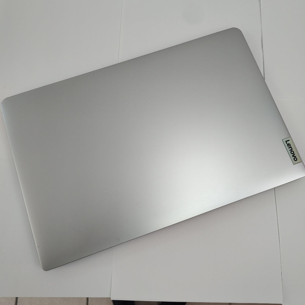 LAPTOP LENOVO IDEAPAD 1 15AMN7 (2023) 512 GB SSD 8 GB RAM (SEMINUEVO)