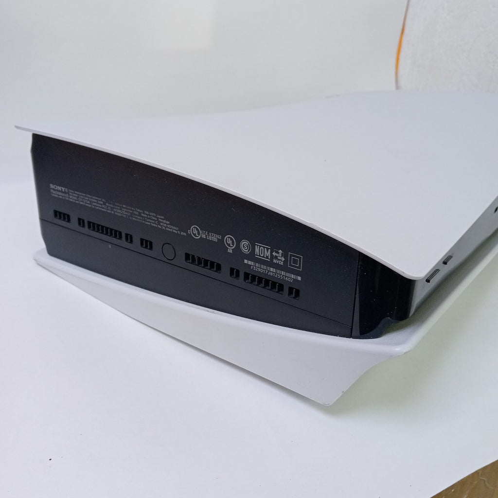 CONSOLA DE VIDEOJUEGO SONY PS5 825 SSD (SEMINUEVO)