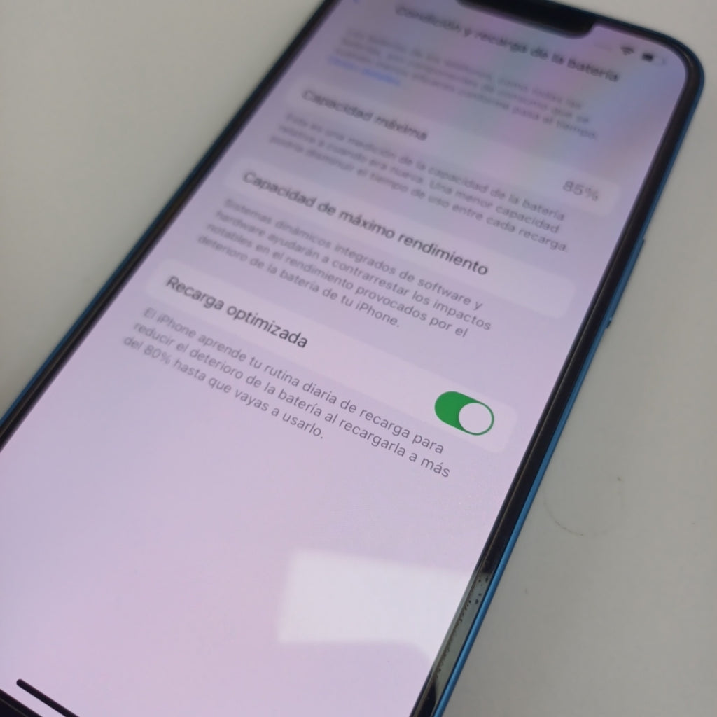 CELULAR APPLE IPHONE 13 A2631 128 GB 4 GB RAM (SEMINUEVO)