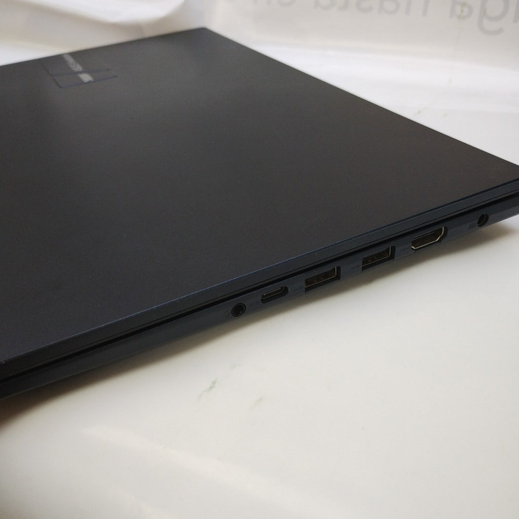 LAPTOP ASUS VIVOBOOK 14 X1404ZA-NK148W (2024) 512 GB SSD 8 GB RAM (SEMINUEVO)