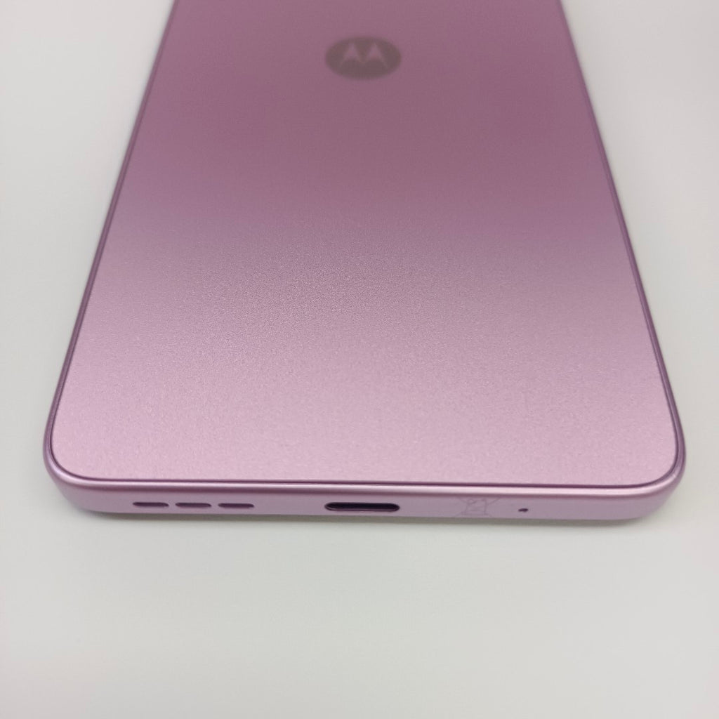 CELULAR MOTOROLA MOTO G24 XT2423-1 (2024) 256 GB 4 GB RAM (SEMINUEVO)