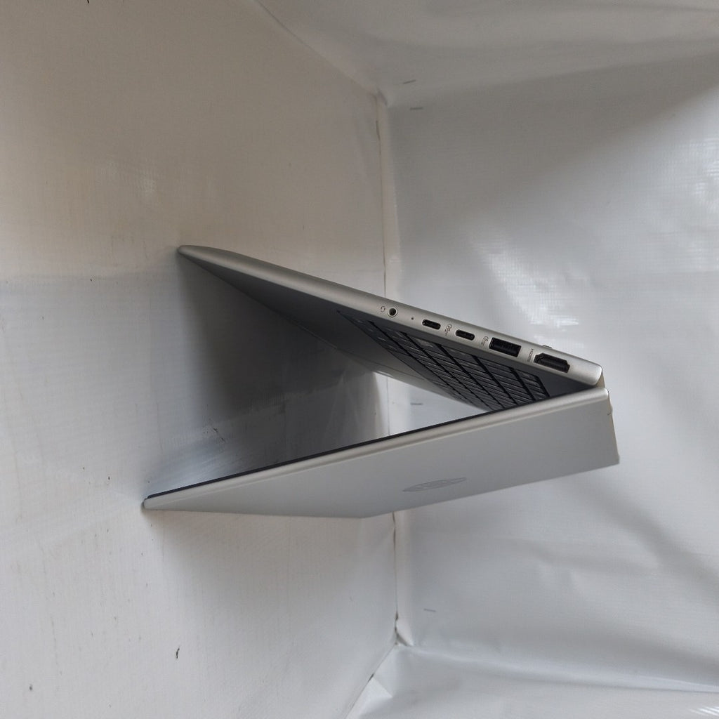 LAPTOP HP PROBOOK 440 G11 (2025) 512 GB SSD 16 GB RAM