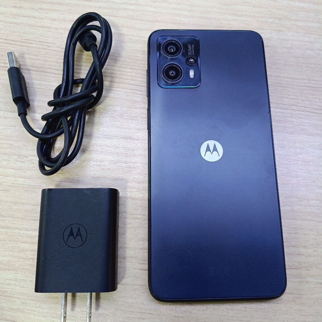CELULAR MOTOROLA MOTO G13 XT2331-1 (2023) 128 GB 4 GB RAM (SEMINUEVO)