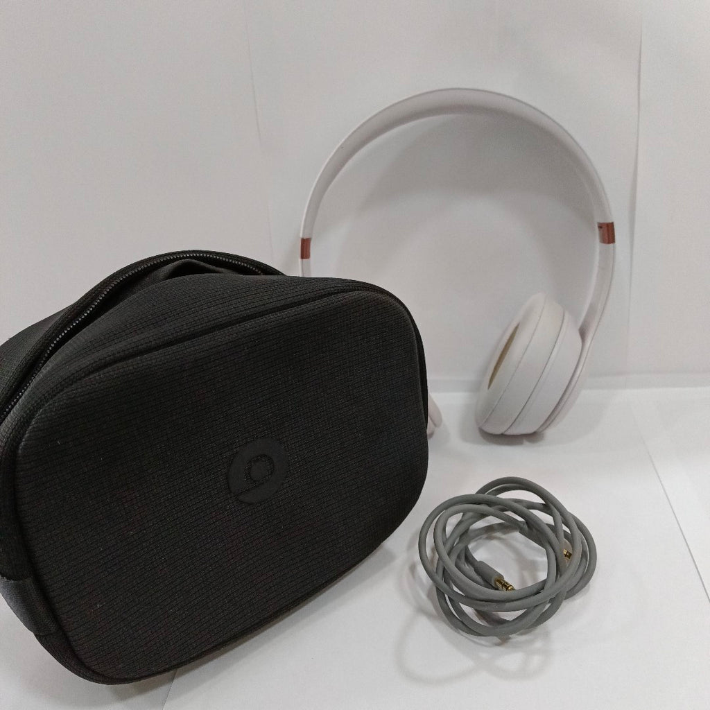 AUDIFONOS BEATS SOLO 4 INALAMBRICO ON EAR (SEMINUEVO)