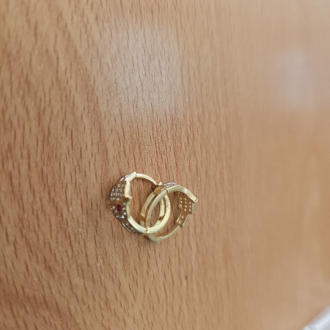 HUGGIES ORO 14K 2.4 (NUEVO)