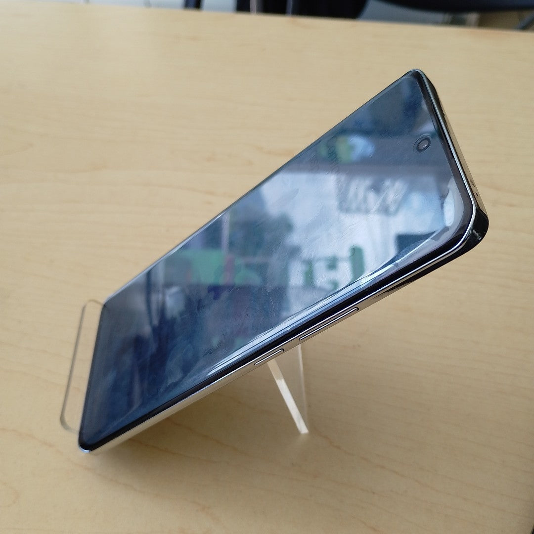 CELULAR OPPO   RENO12 5G CPH2625 (2024) 512 GB 12 GB RAM (SEMINUEVO)