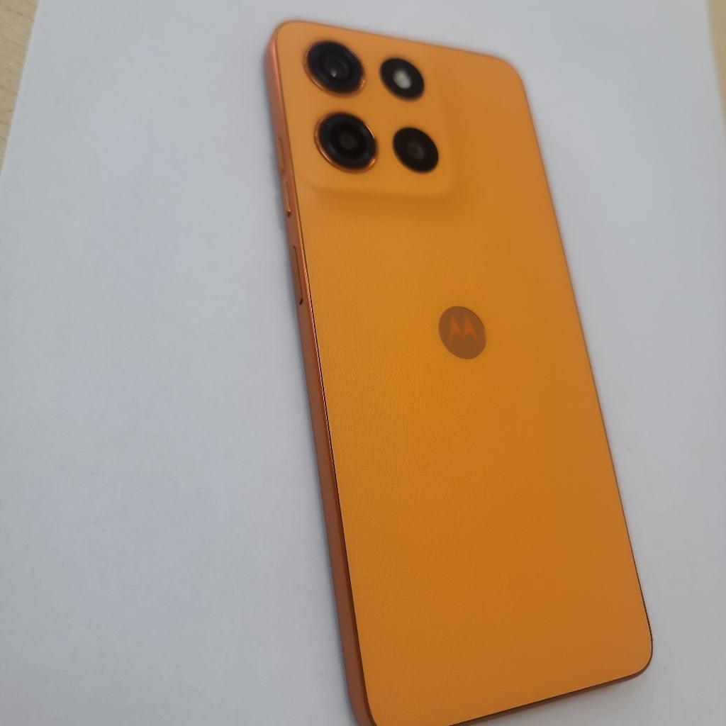 CELULAR MOTOROLA MOTO G15 XT2521-2 (2025) 256 GB 4 GB RAM (SEMINUEVO)