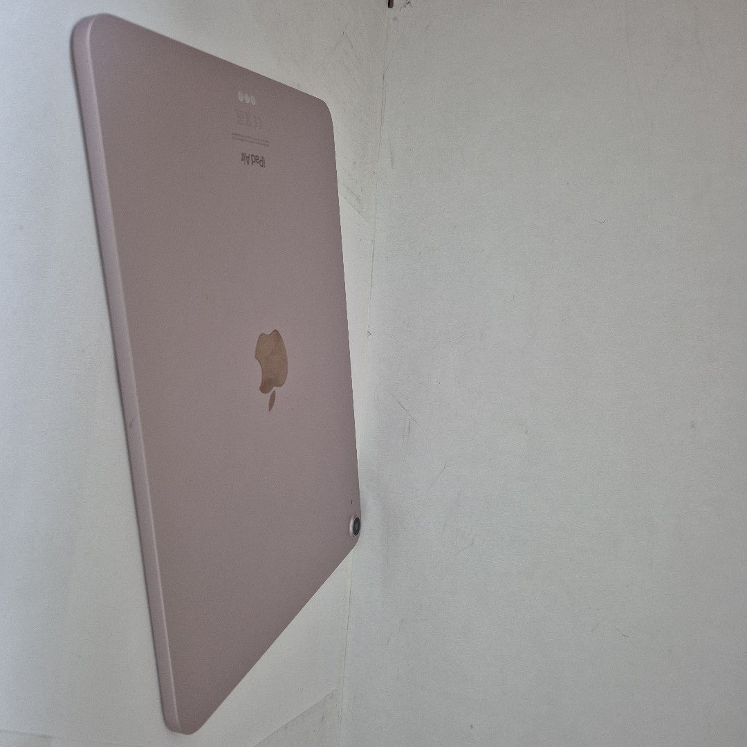TABLETA APPLE IPAD AIR 5 A2588 64 GB 8 GB RAM (SEMINUEVO)