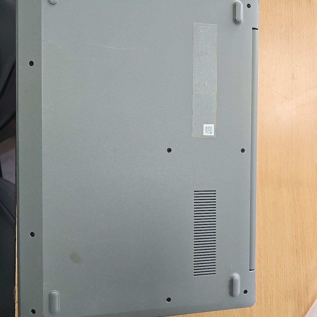 LAPTOP LENOVO IDEAPAD 1 14IGL05 (2022) 64 GB SSD 4 GB RAM (SEMINUEVO)