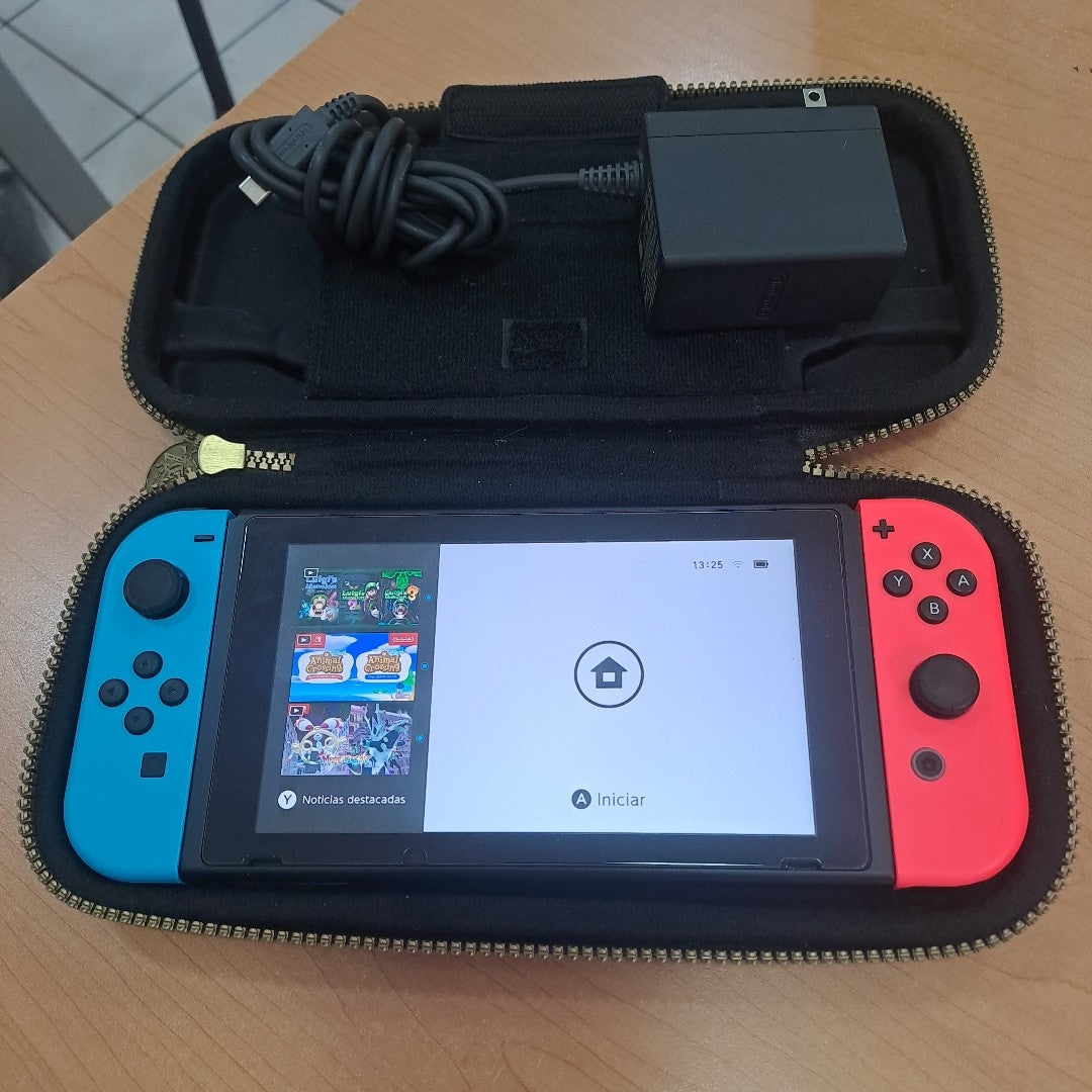 CONSOLA DE VIDEOJUEGO NINTENDO SWITCH 1.1 32 GB (SEMINUEVO)
