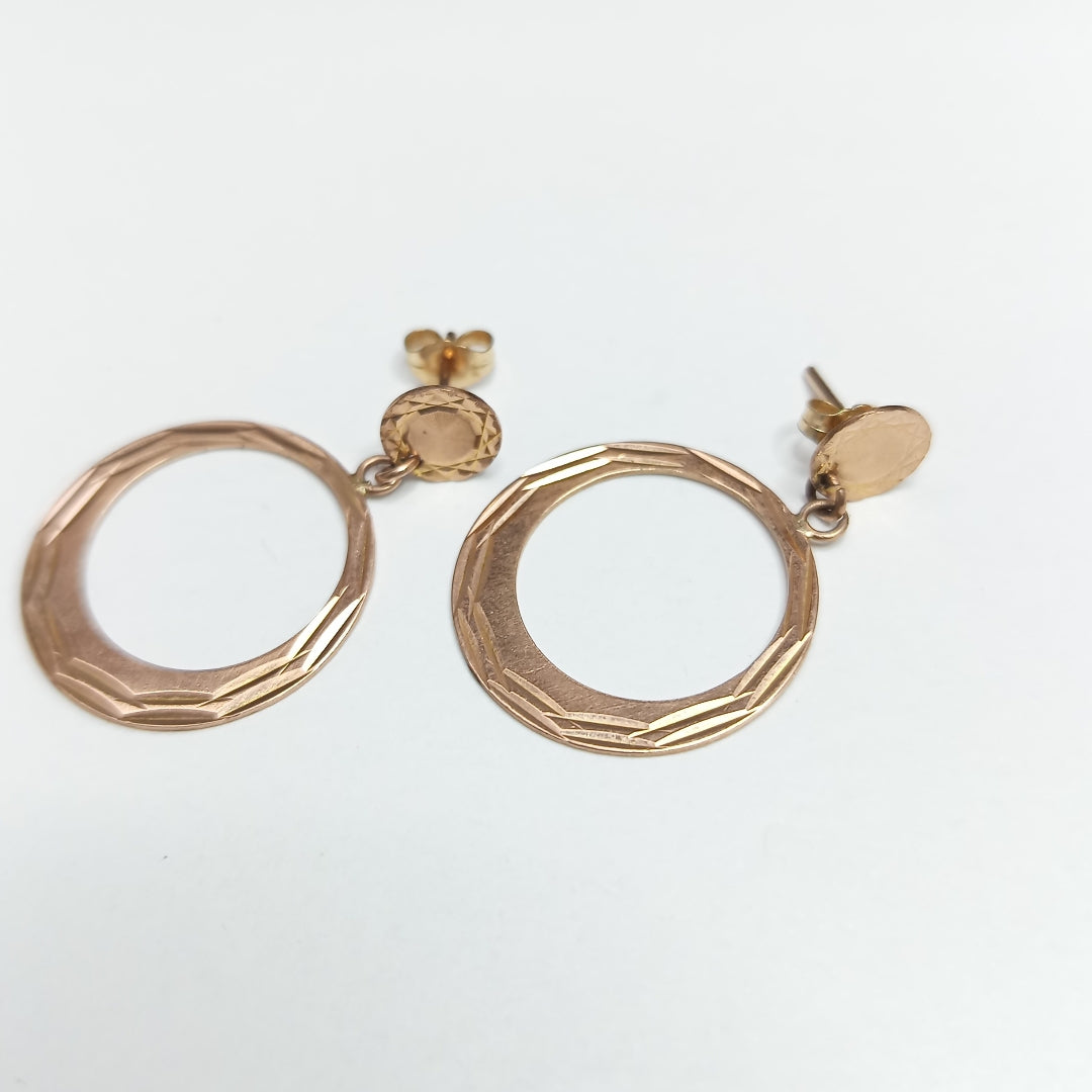 ARETES PAR. ORO. 14 K 3.9 GRMS (SEMINUEVO)