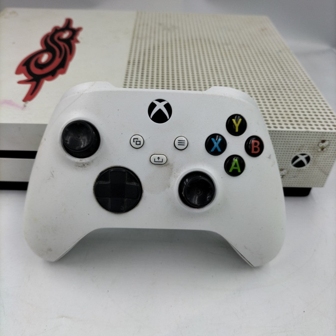 CONSOLA DE VIDEOJUEGO MICROSOFT XBOX ONE S 500 GB  (SEMINUEVO)