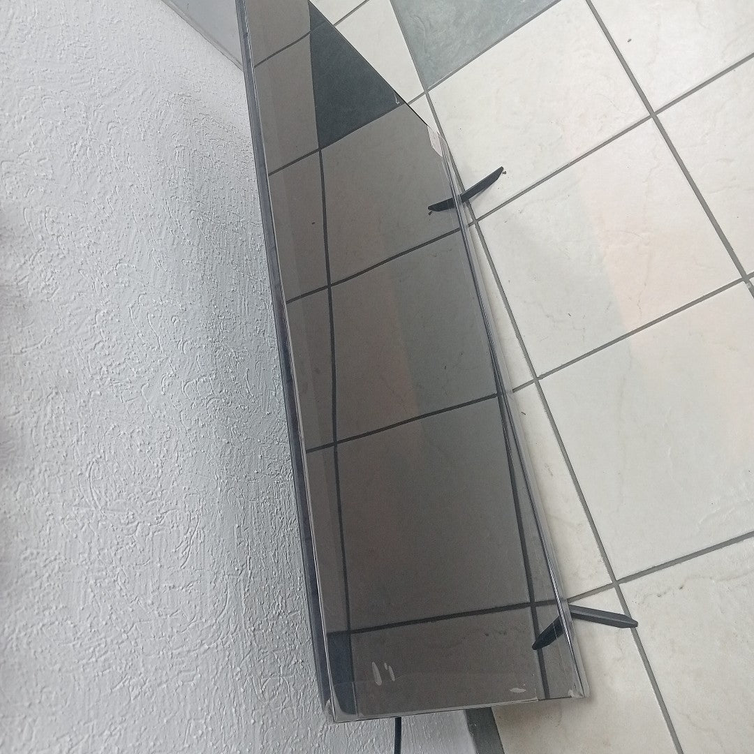 PANTALLA MOTOROLA MOT43FLE11-A (2024) 43" LED FULL HD (SEMINUEVO)