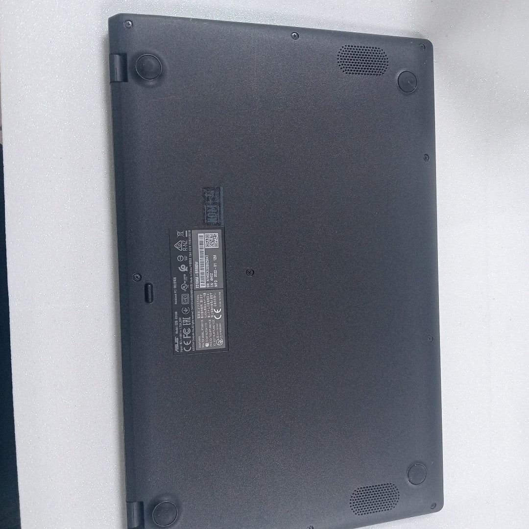 LAPTOP ASUS E510MA-BR580W (2022) 128 GB SSD 4 GB RAM (SEMINUEVO)