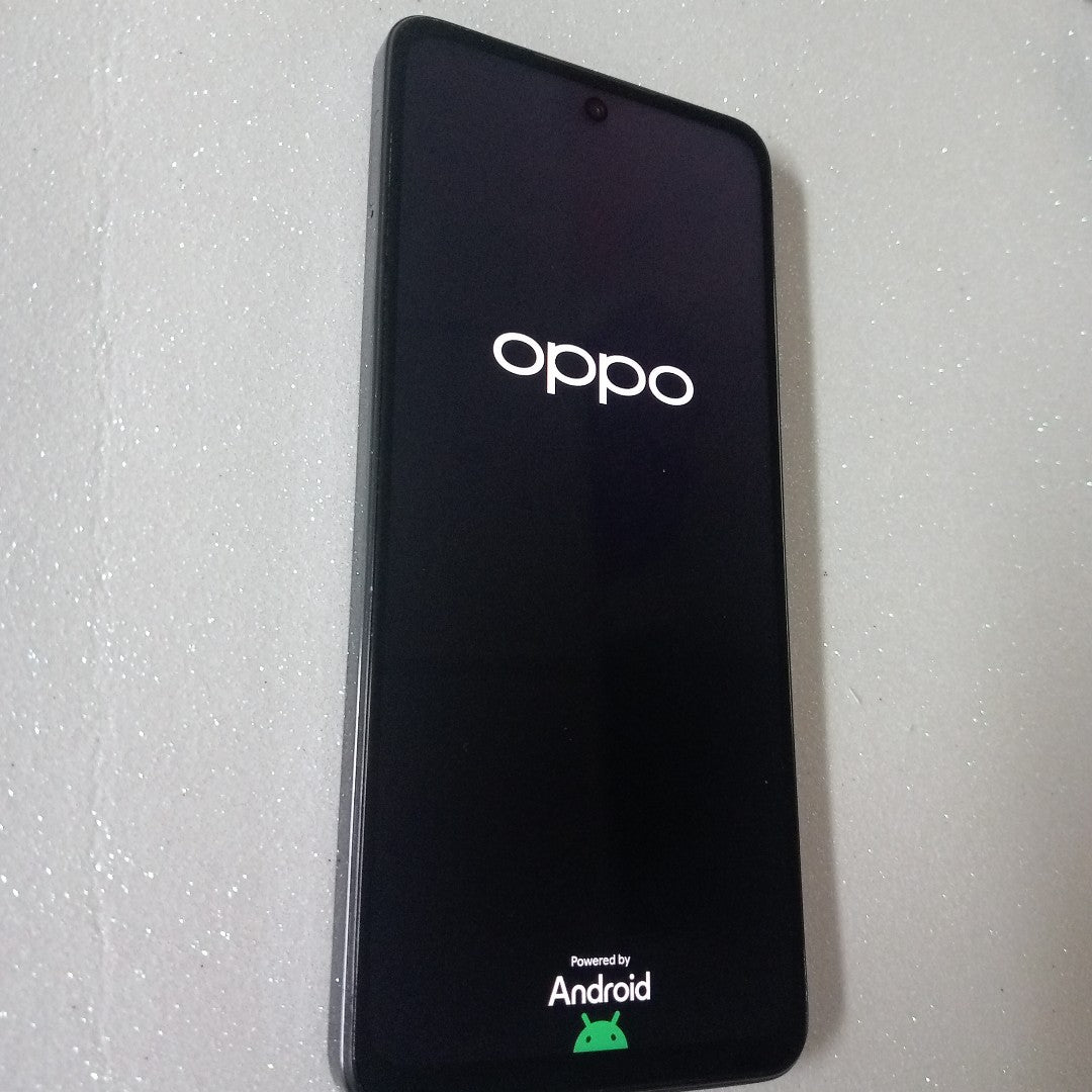 CELULAR OPPO  A80 5G CPH2639 (2024) 256 GB 8 GB RAM (SEMINUEVO)
