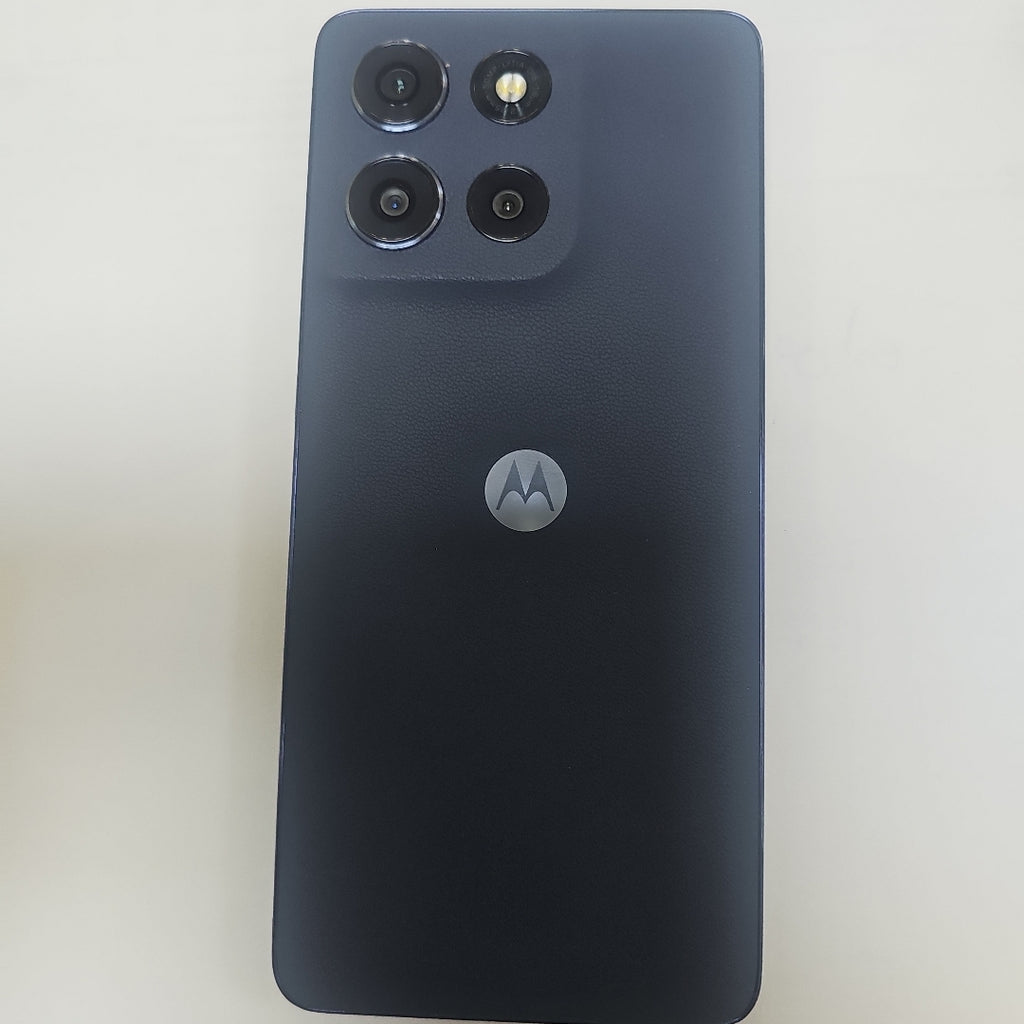 CELULAR MOTOROLA MOTO G86 XT2527-1 (2025) 256 GB 8 GB RAM (SEMINUEVO)