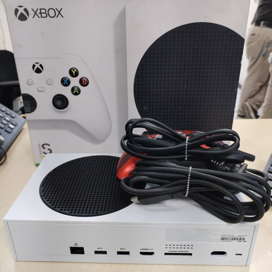 CONSOLA DE VIDEOJUEGO MICROSOFT XBOX SERIES S 512 GB SSD (SEMINUEVO)