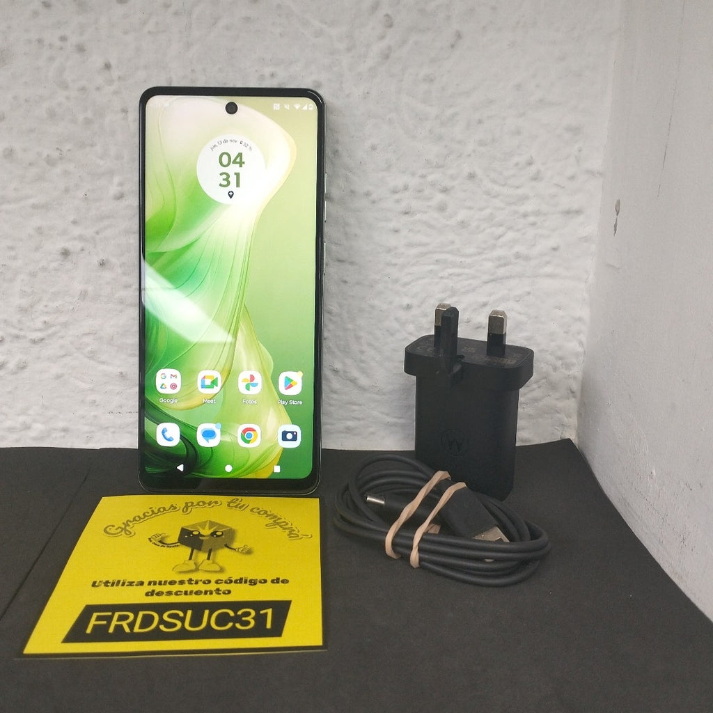 CELULAR MOTOROLA MOTO G24 XT2423-2 (2024) 128 GB 8 GB RAM (SEMINUEVO)