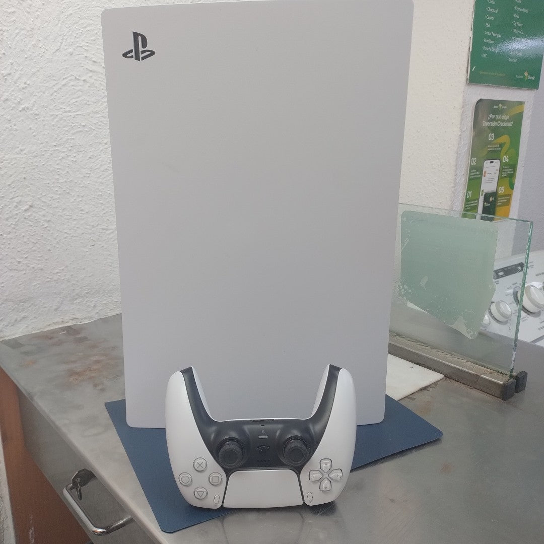 CONSOLA DE VIDEOJUEGO SONY PS5 825 SSD (SEMINUEVO)
