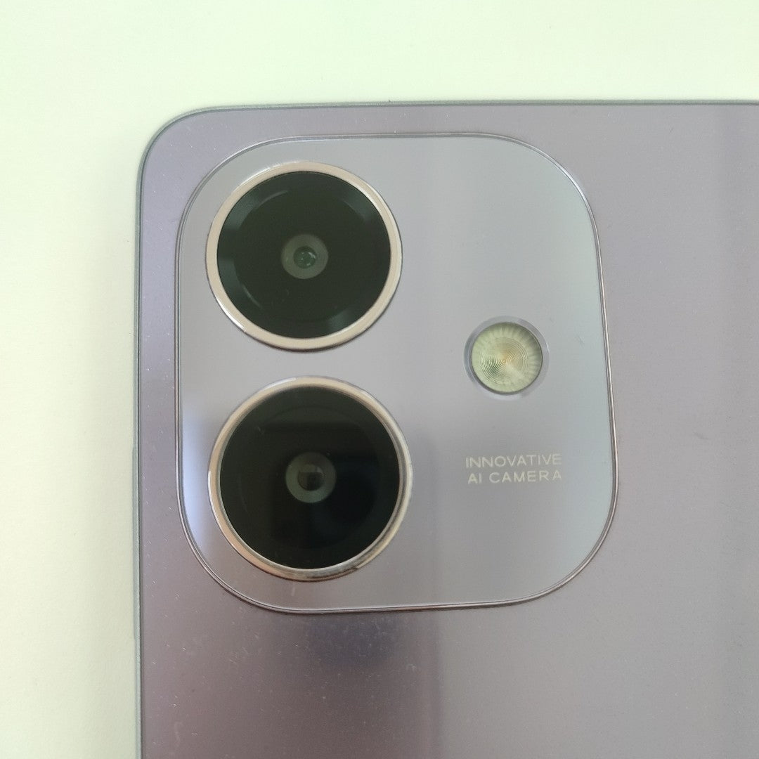 CELULAR OPPO  A40 CPH2669 (2024) 256 GB 4 GB RAM (SEMINUEVO)