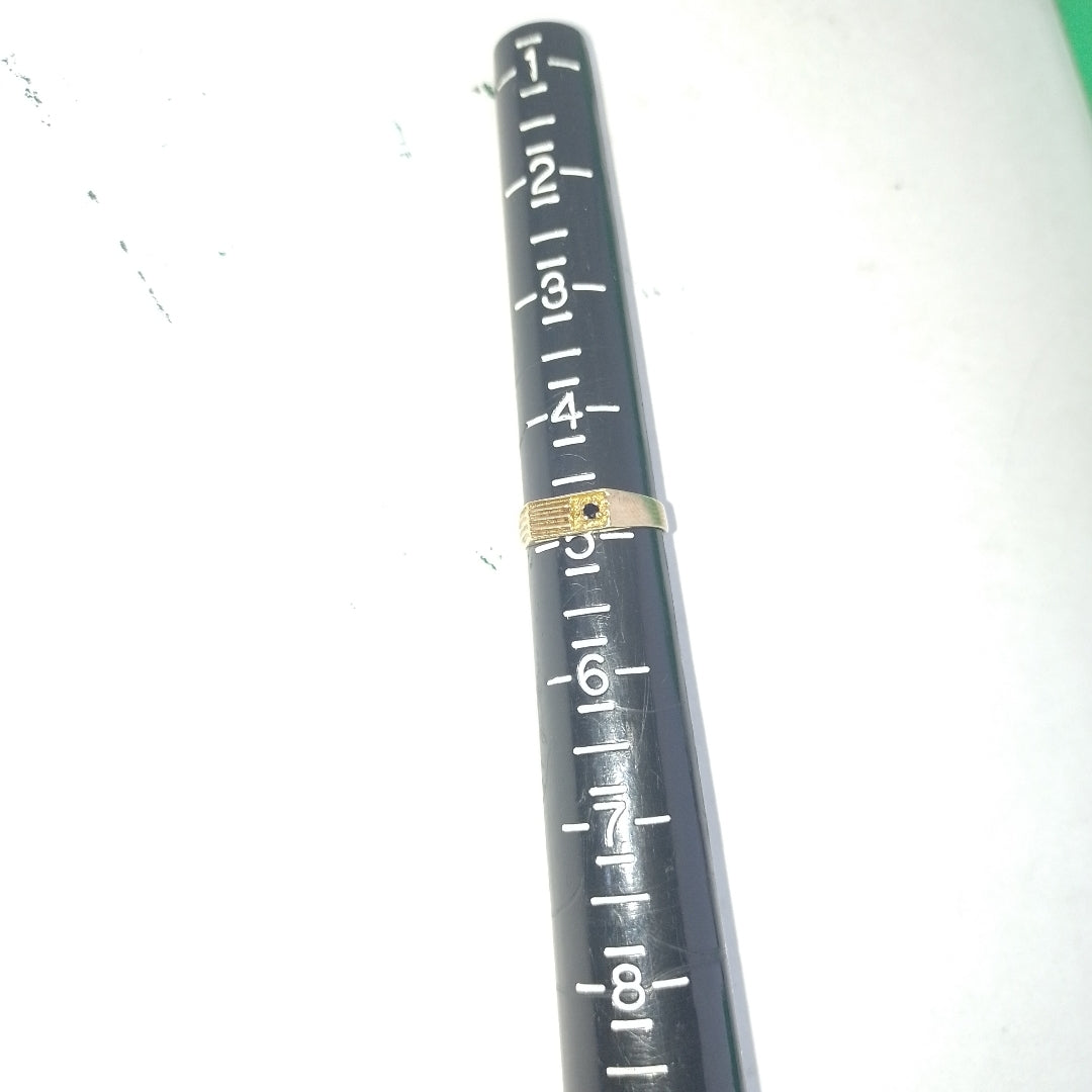 ANILLITO. ORO. 10 K 1.6 GRMS (SEMINUEVO)