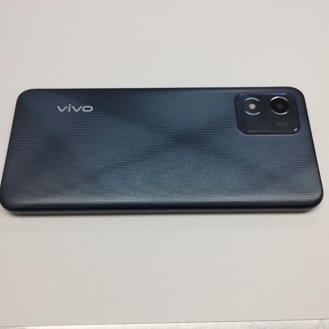 CELULAR VIVO Y01 V2118 32 GB 3 GB RAM (SEMINUEVO)