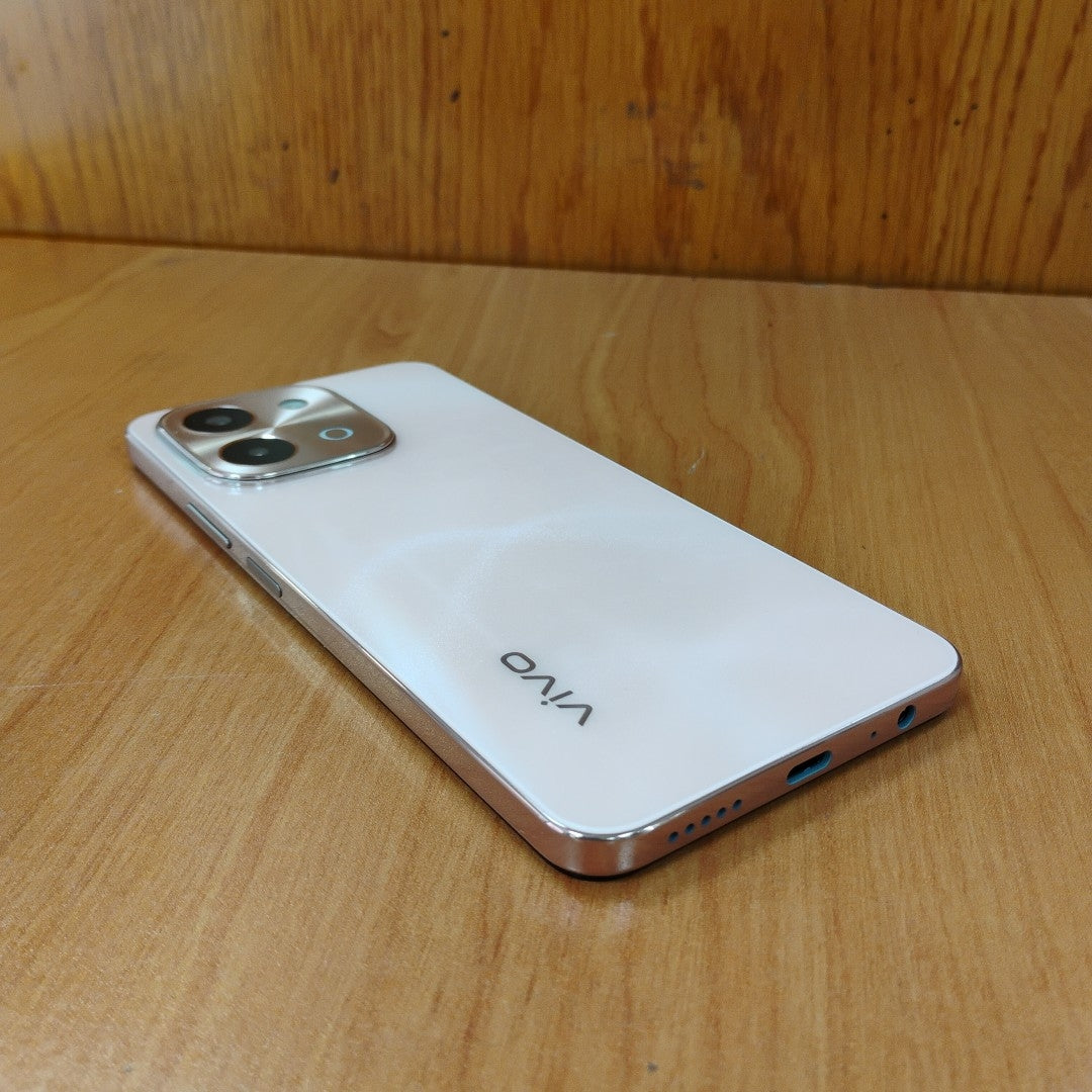CELULAR VIVO Y28 V2352 256 GB 8 GB RAM (SEMINUEVO)