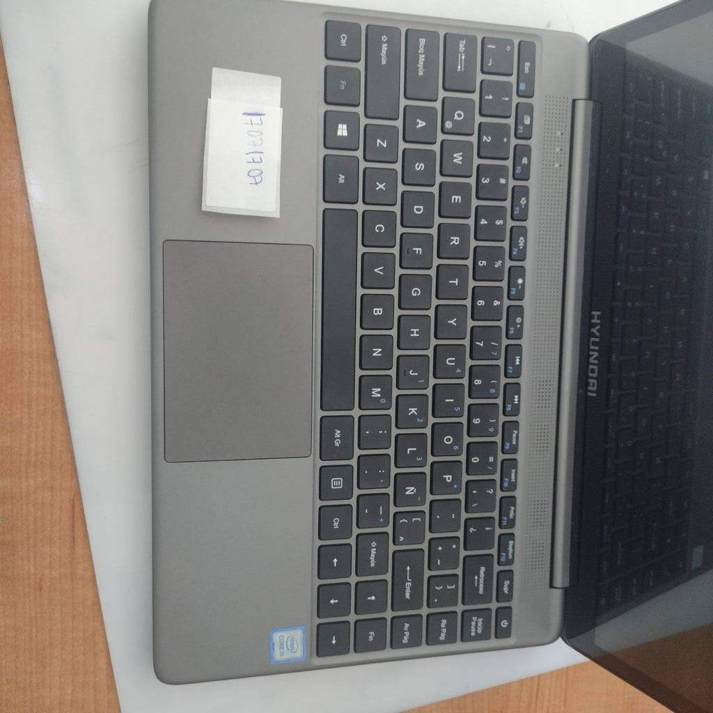 LAPTOP HYUNDAI HYBOOK ERENY PLUS 14CB8S01 256 GB SSD 8 GB RAM (SEMINUEVO)