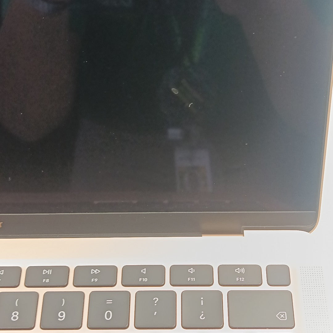 LAPTOP APPLE MACBOOK AIR 13" 2020 3.2 A2337 256 GB SSD 8 GB RAM (SEMINUEVO)