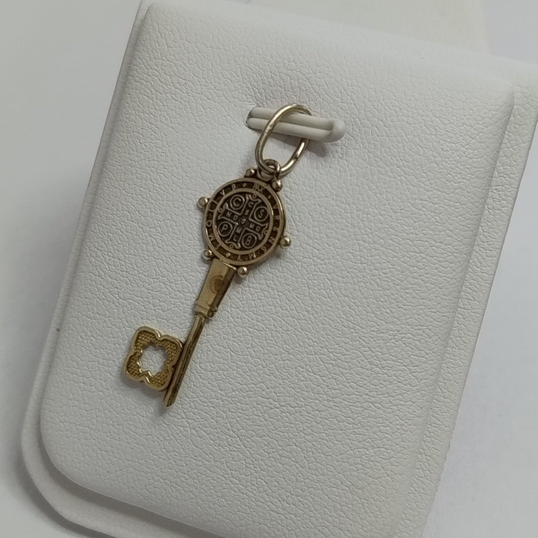 DIJE. ORO. 10 K 1.2 GRMS (SEMINUEVO)