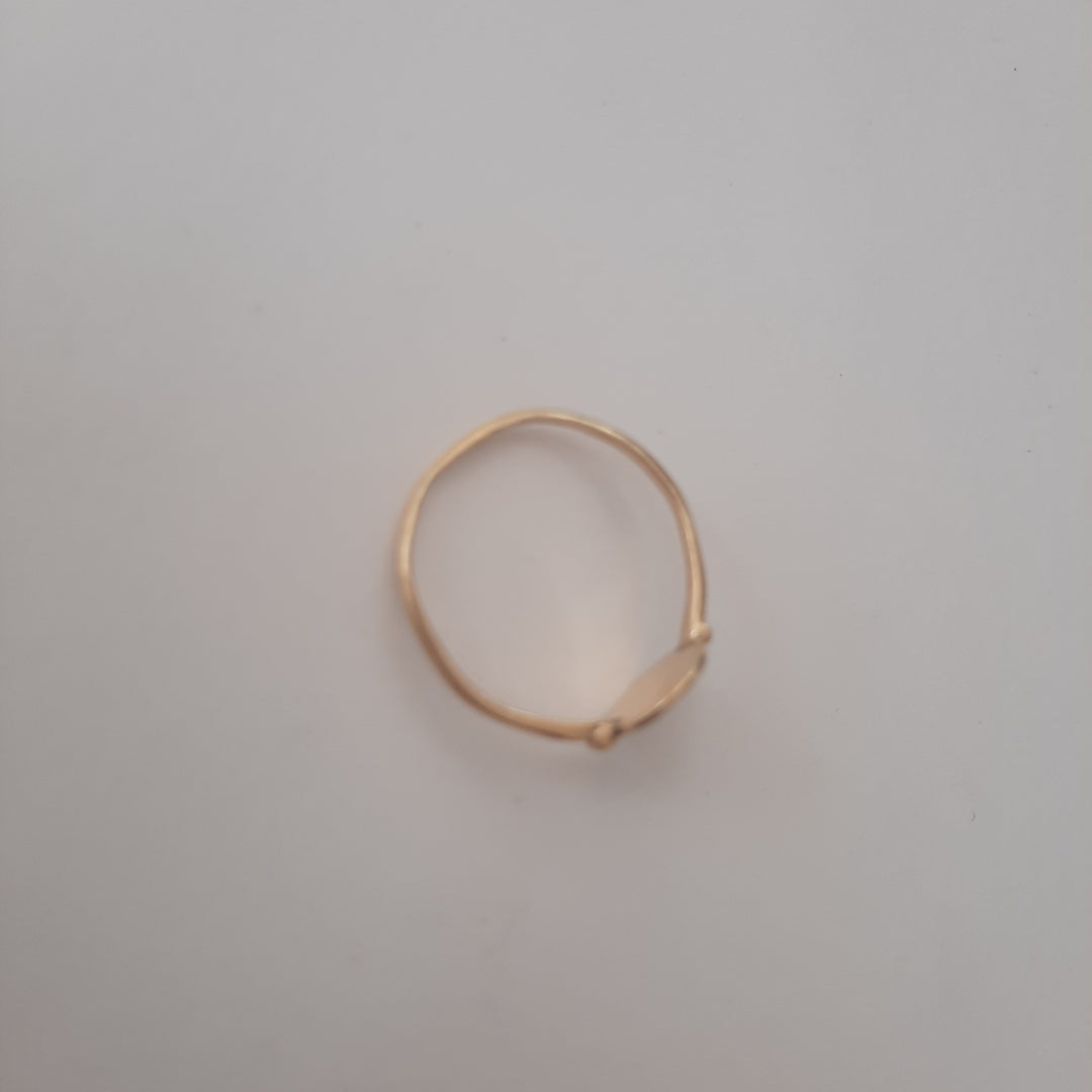 ANILLITO. ORO. 10 K 1.3 GRMS (SEMINUEVO)