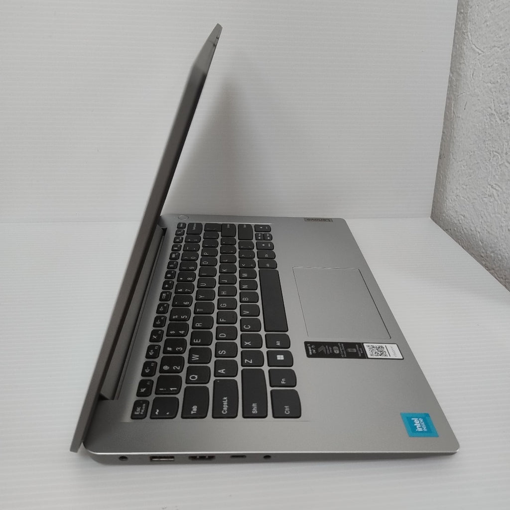 LAPTOP LENOVO IDEAPAD 1 14IJL7 (2024) 128 GB SSD 4 GB RAM (SEMINUEVO)