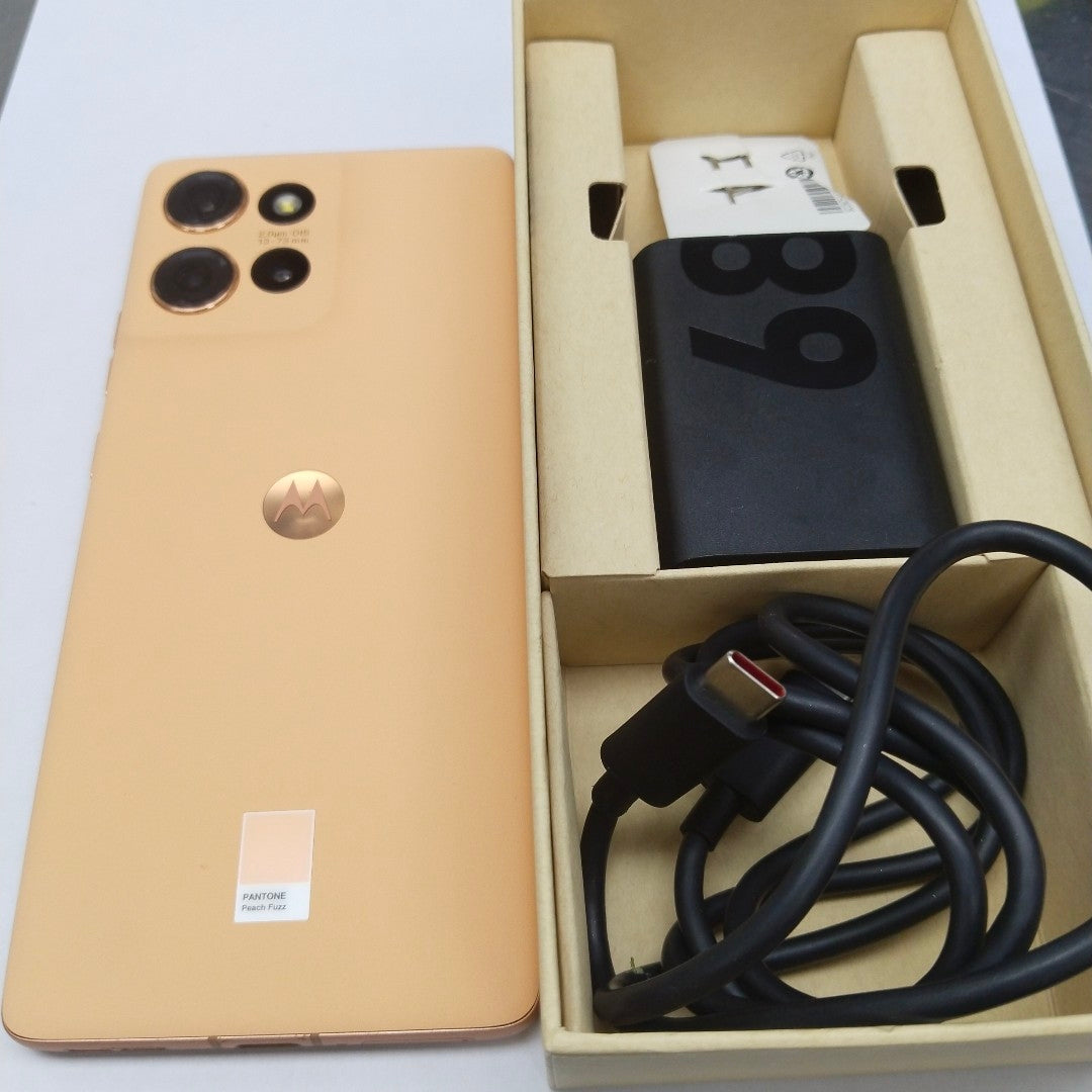 CELULAR MOTOROLA EDGE 50 PRO XT2403-2 (2024) 512 GB 12 GB RAM (SEMINUEVO)