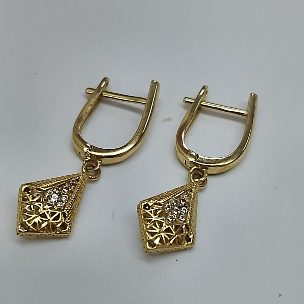 BROQUELES ORO 14K 2.9 (NUEVO)