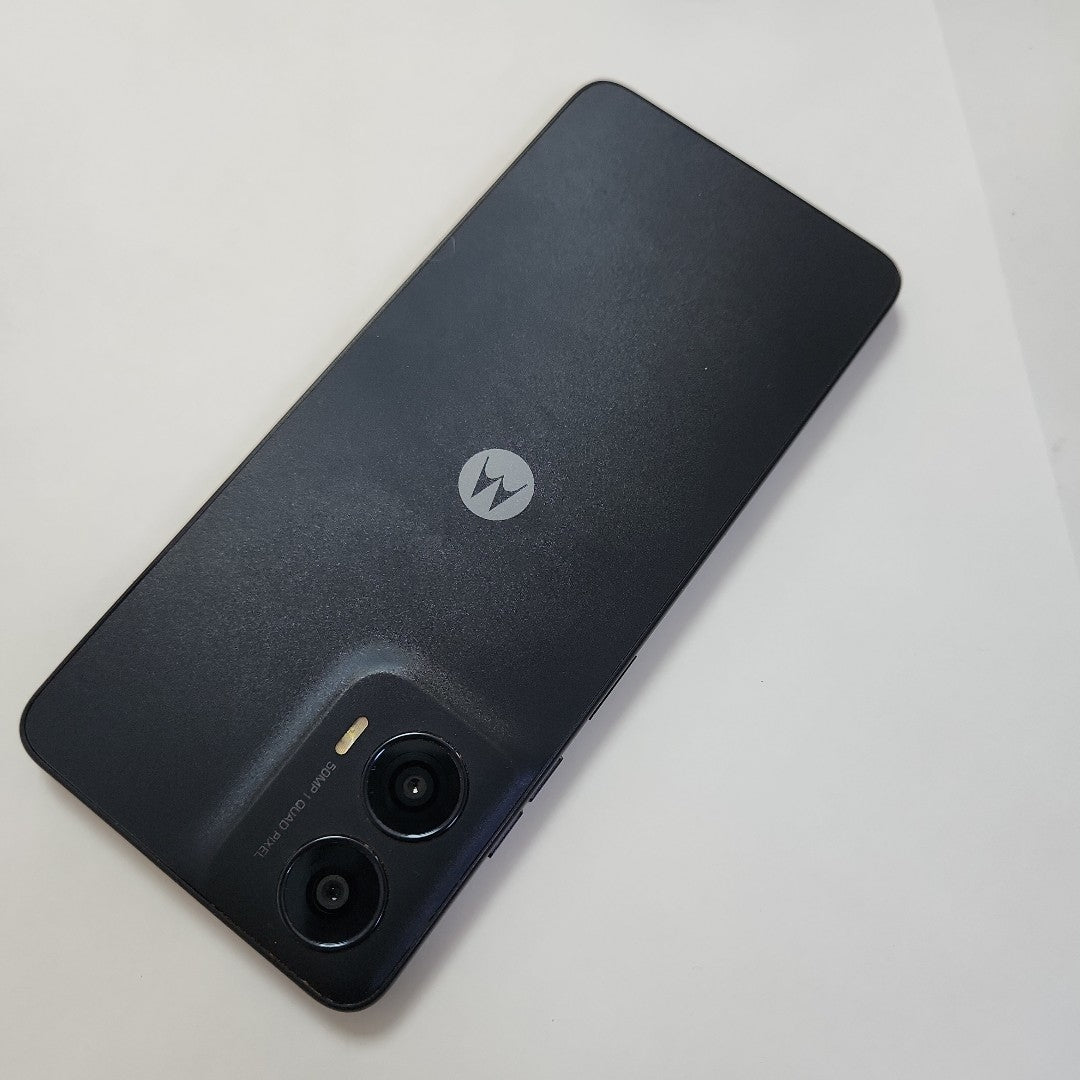 CELULAR MOTOROLA MOTO G24 XT2423-1 (2024) 256 GB 4 GB RAM (SEMINUEVO)