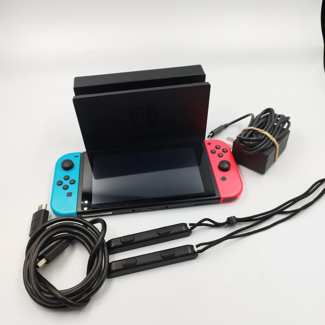 CONSOLA DE VIDEOJUEGO NINTENDO SWITCH 1.1 32 GB (SEMINUEVO)