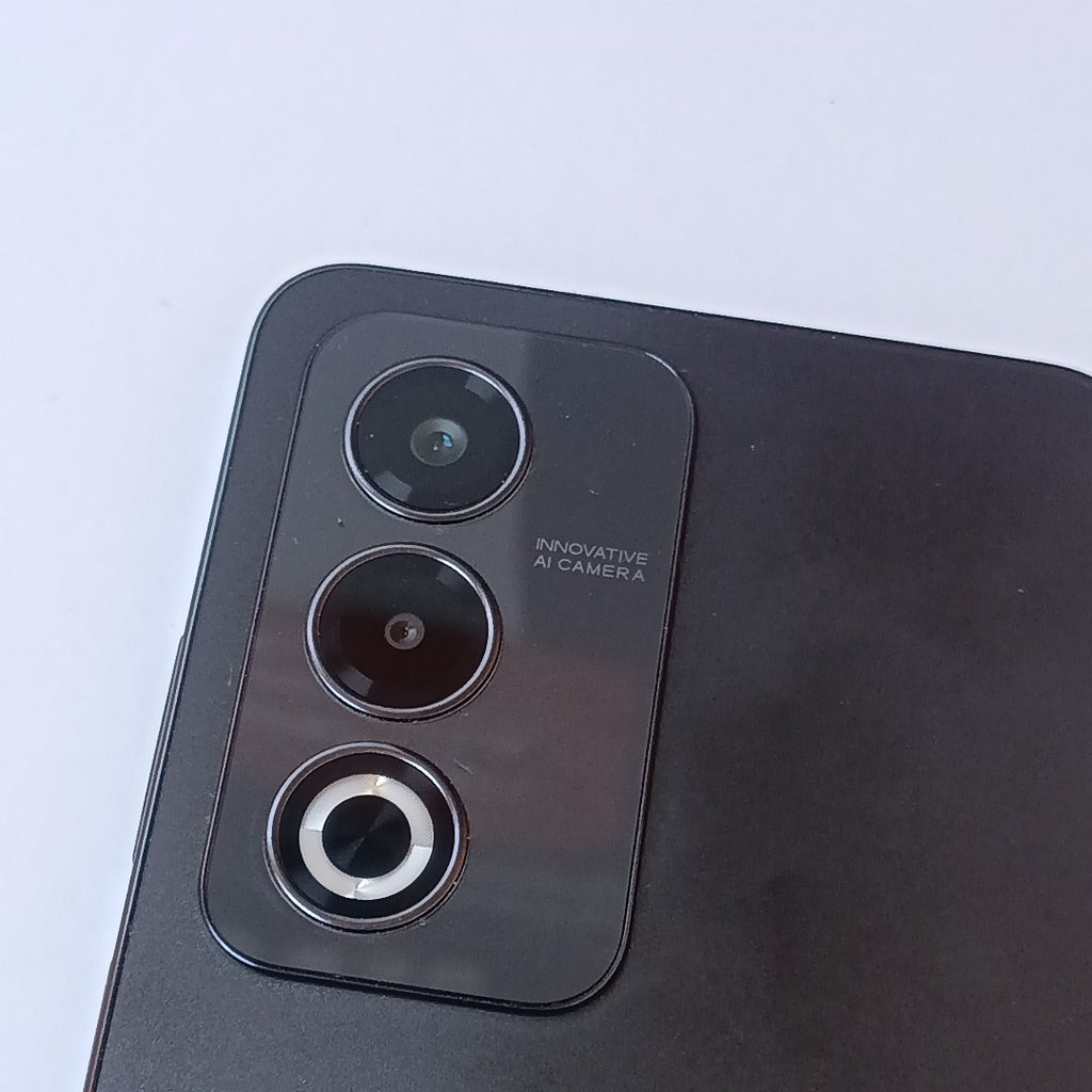 CELULAR OPPO  A80 5G CPH2639 (2024) 256 GB 8 GB RAM (SEMINUEVO)