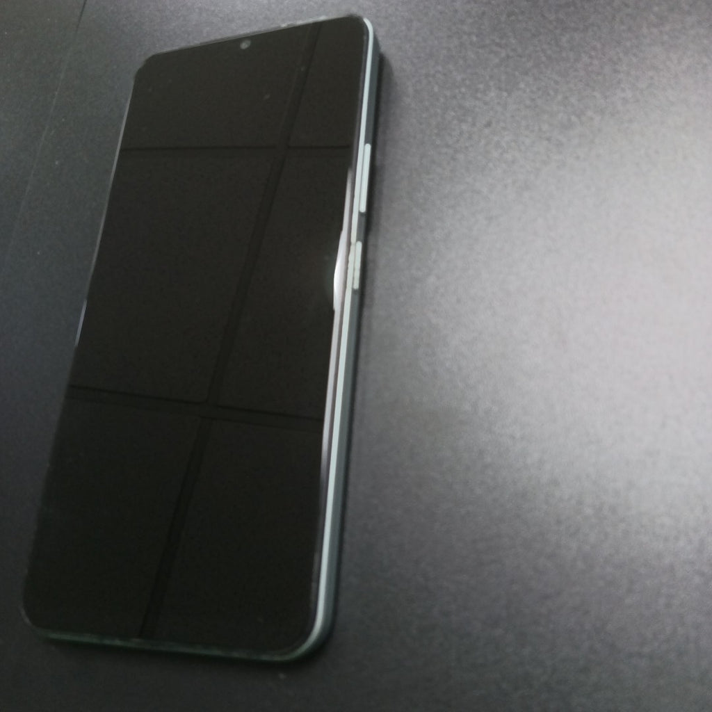 CELULAR VIVO Y18 V2333 256 GB 8 GB RAM (SEMINUEVO)