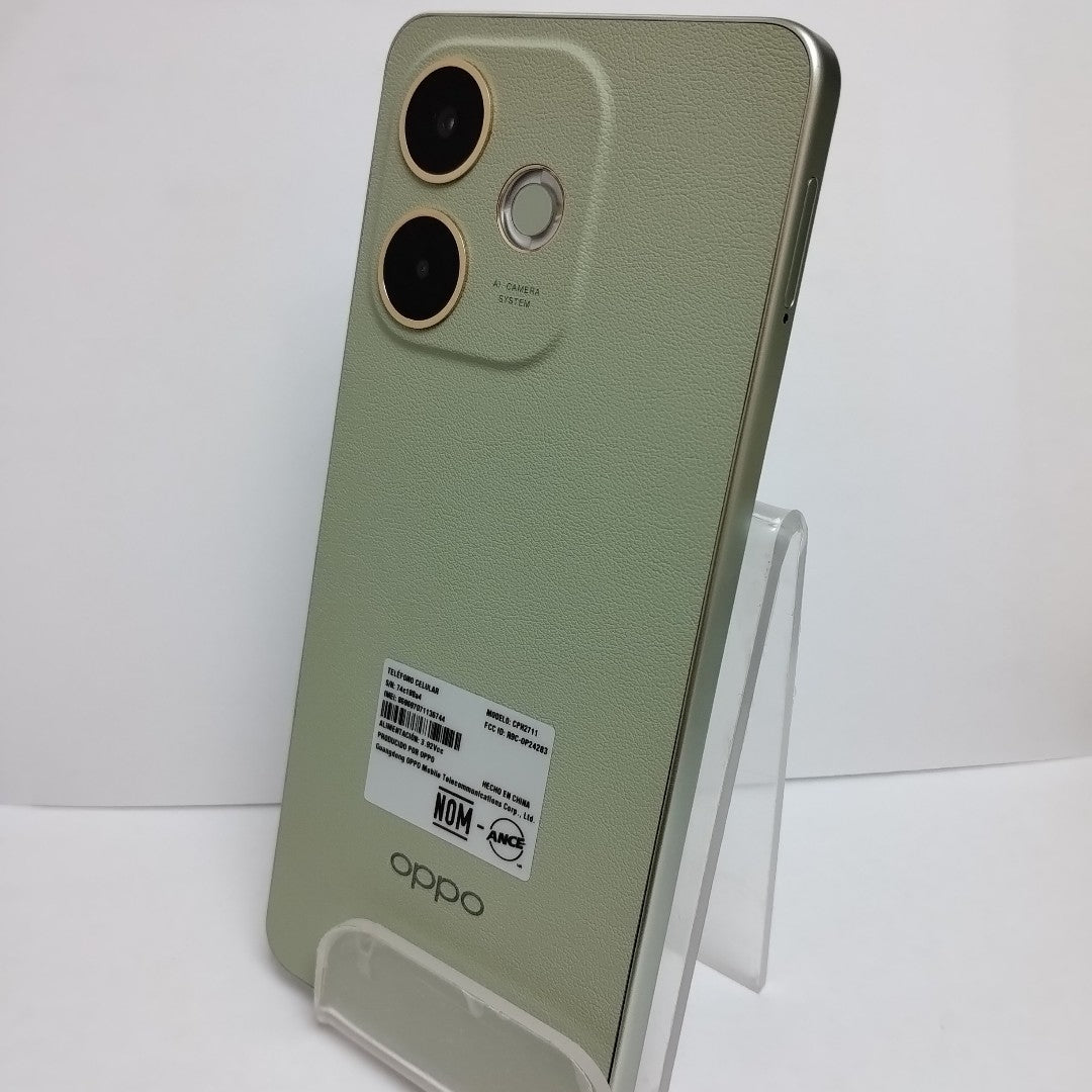 CELULAR OPPO  A5 PRO CPH2711 (2025) 256 GB 8 GB RAM (SEMINUEVO)